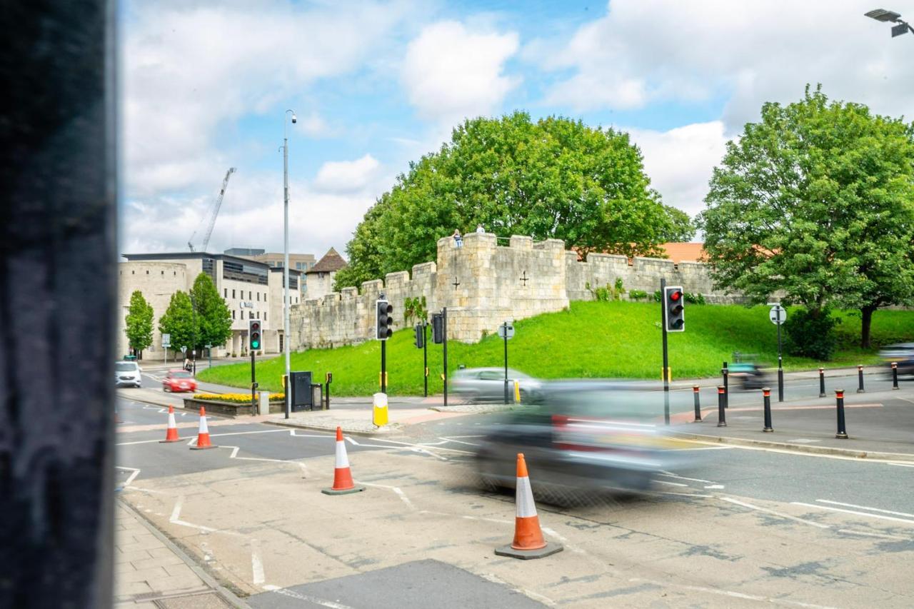 Apartmán Studio 44 York Exteriér fotografie